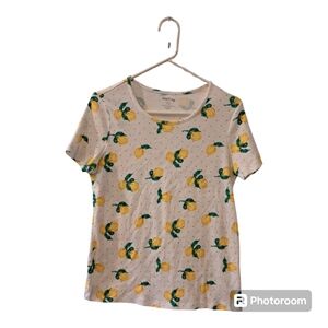 White Stag women tee Lemon Graphic size L